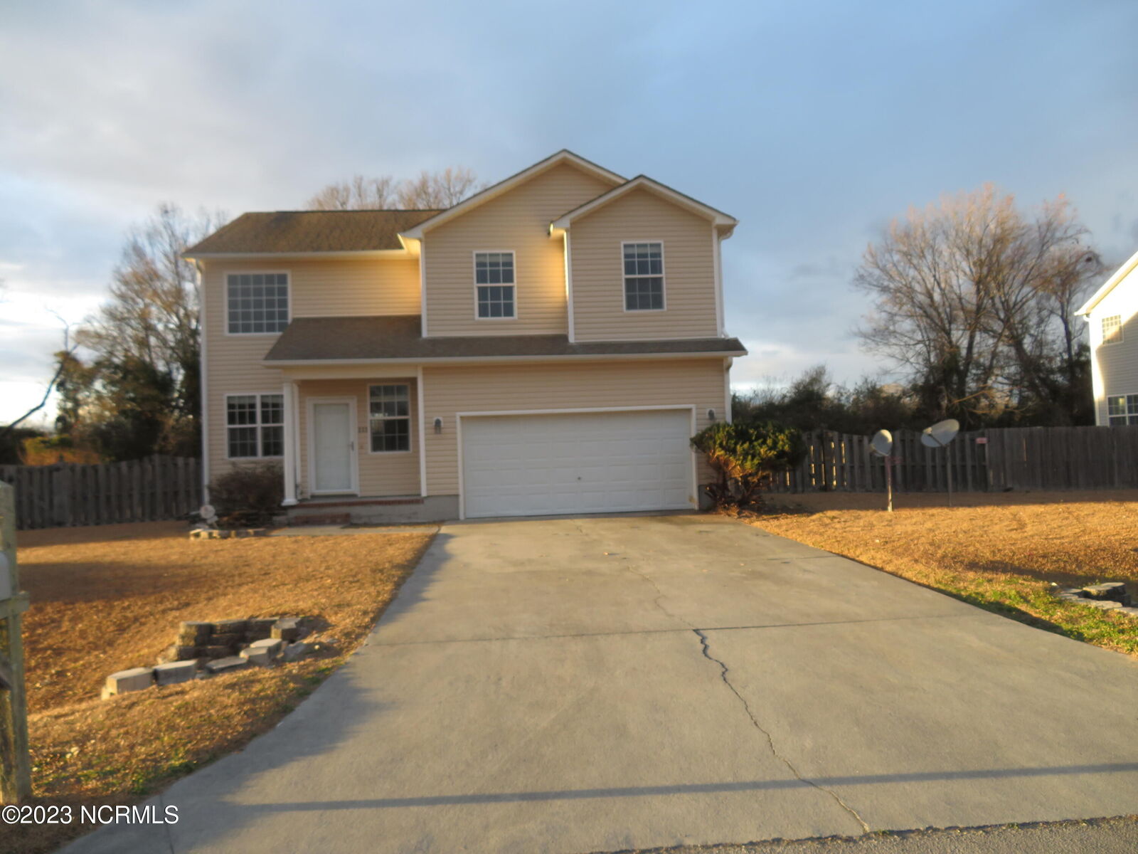 Property Photo:  111 Briar Hollow Drive  NC 28540 