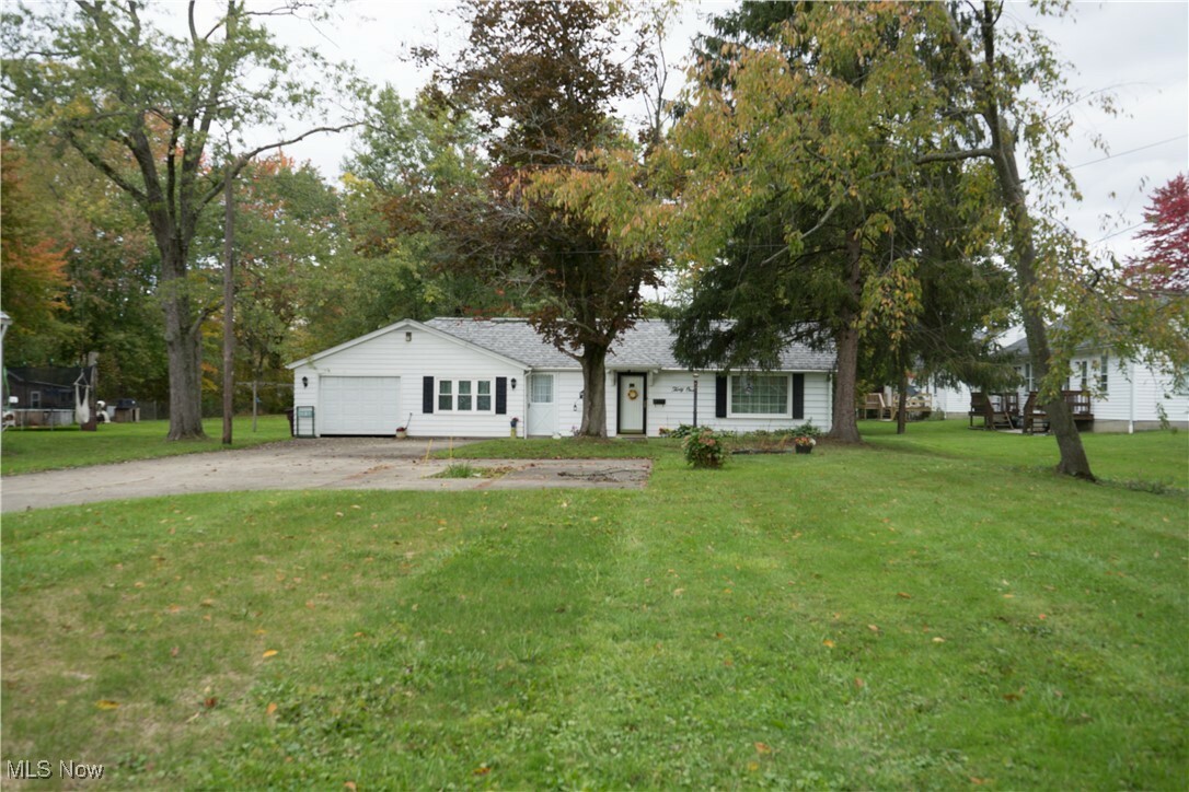 Property Photo:  31 W Erie Street  OH 44047 