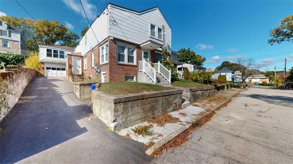 Property Photo:  10 Arthur Street  RI 02893 