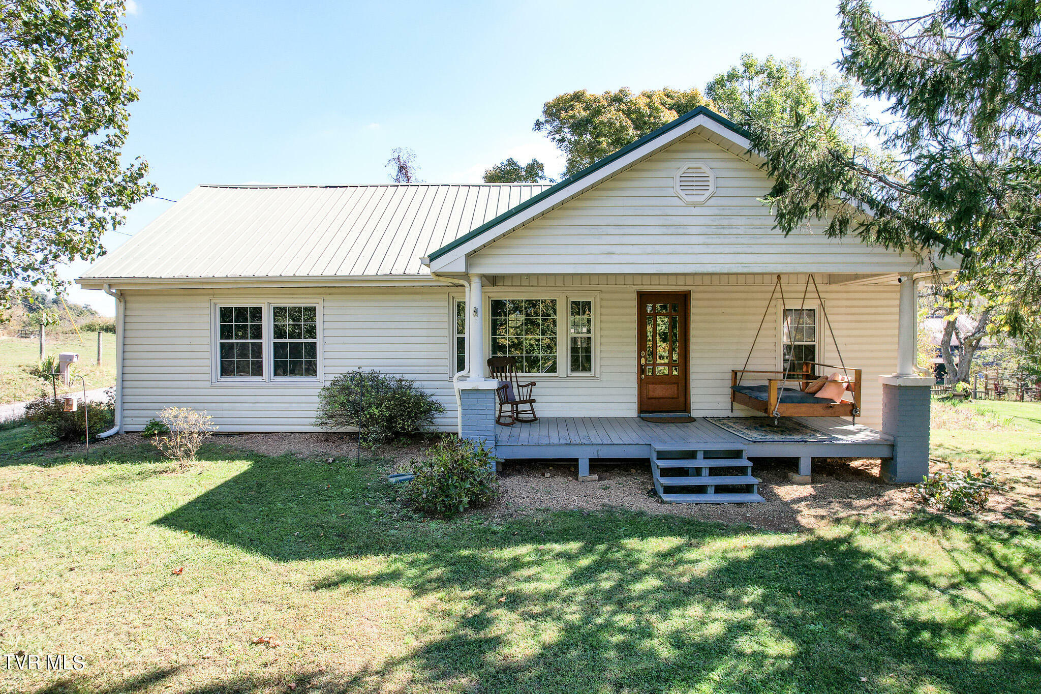 Property Photo:  2340 Chuckey Highway  TN 37641 