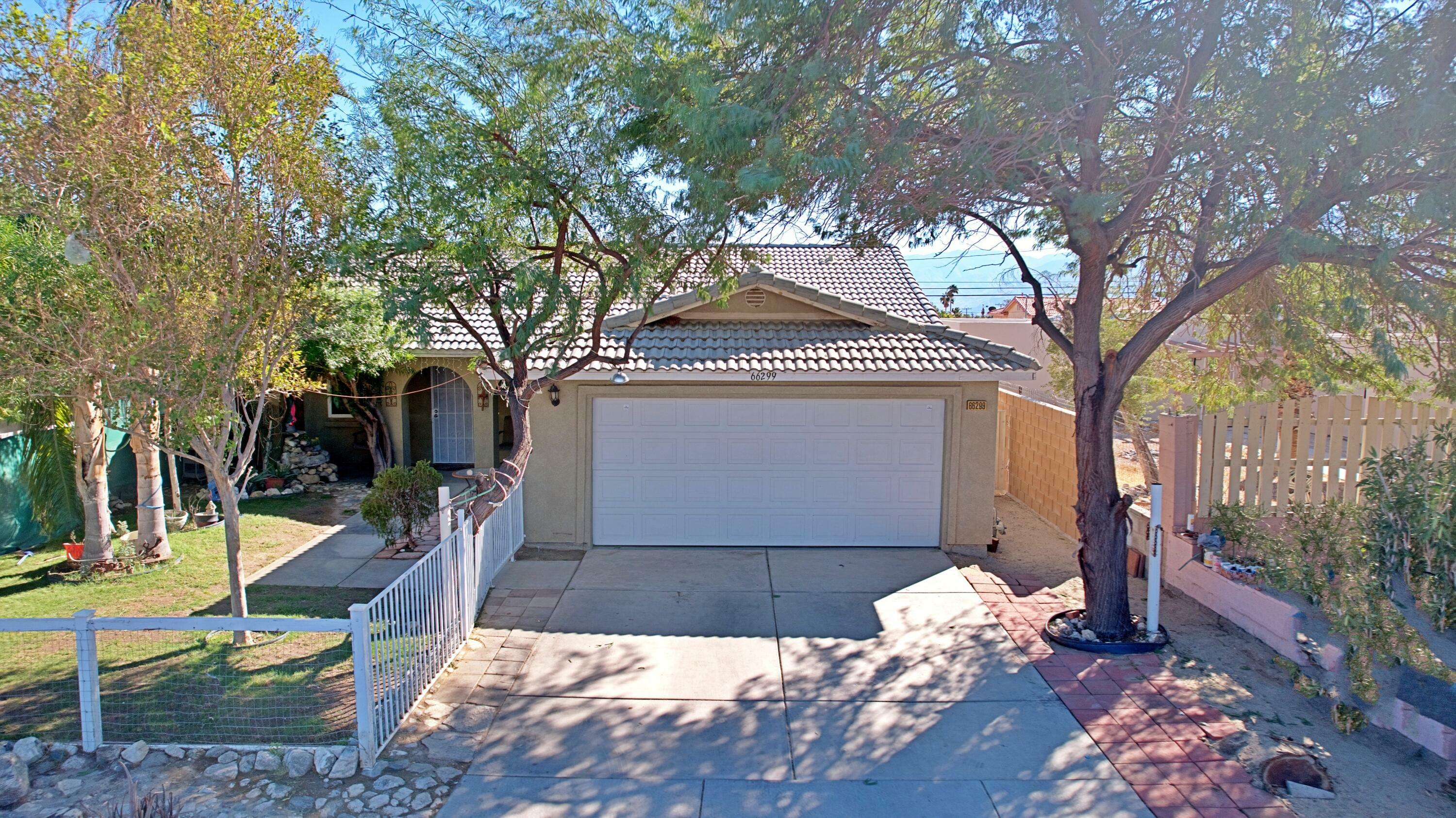 Property Photo:  66299 Cahuilla Avenue  CA 92240 