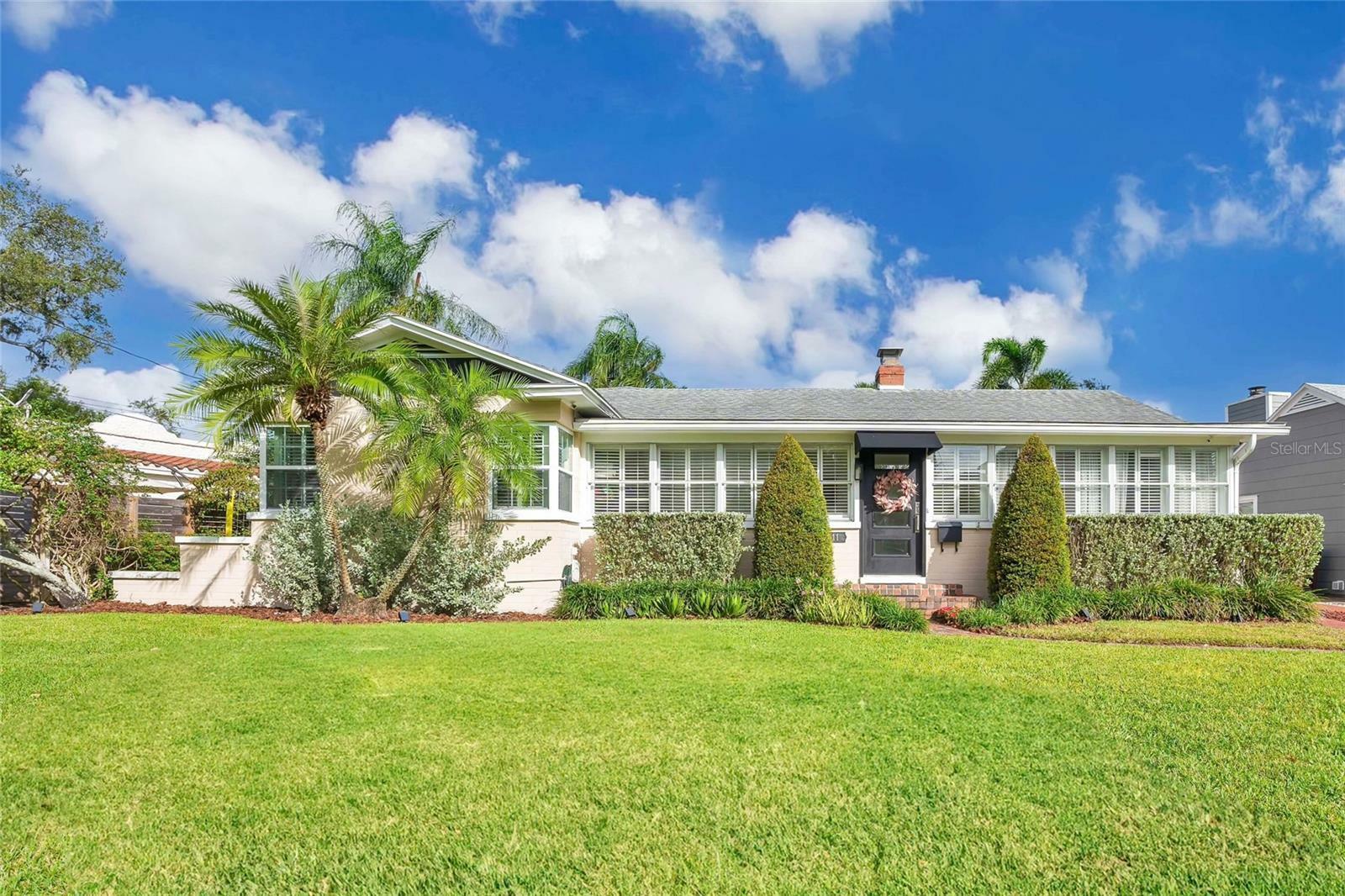 Property Photo: 411 Sheridan Boulevard FL 32804