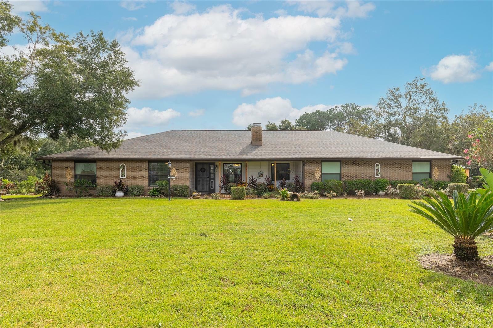 Property Photo:  155 Lakeside Drive W  FL 32128 