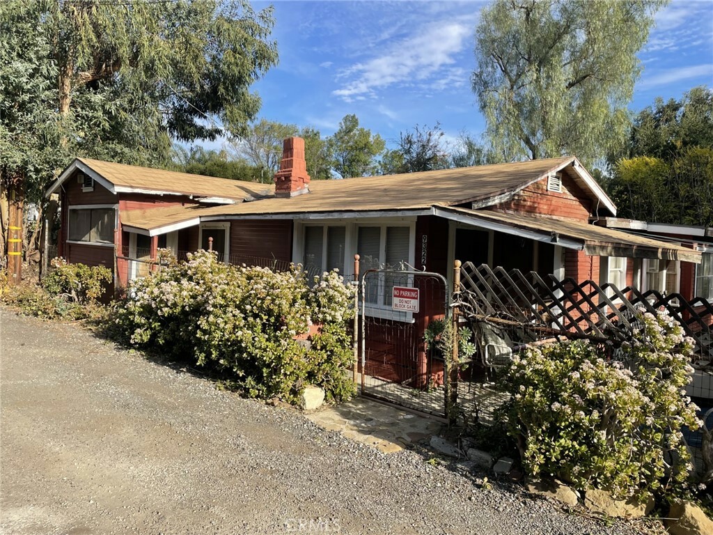 Property Photo:  9322 Franklin Street  CA 91311 