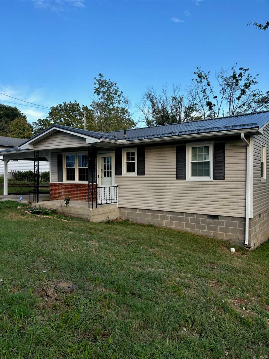 Property Photo:  304 South  MO 63764 