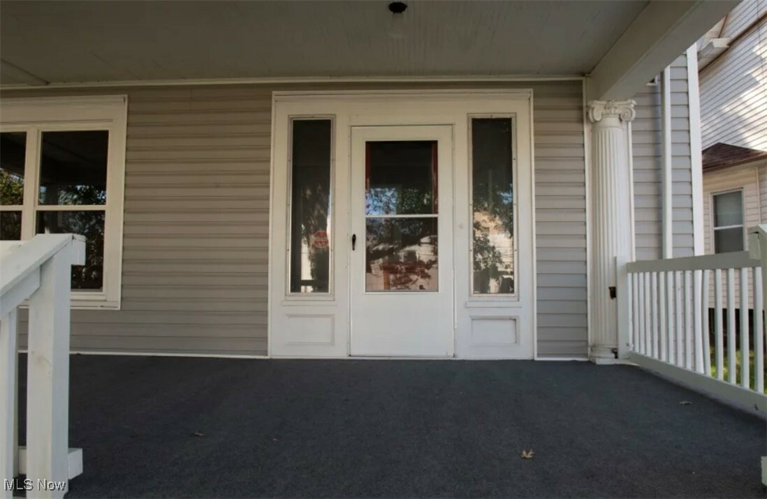 Property Photo:  117 Broadway Avenue  OH 44505 