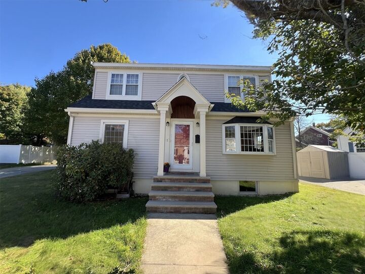 Property Photo:  5 Maywood Ter  MA 01801