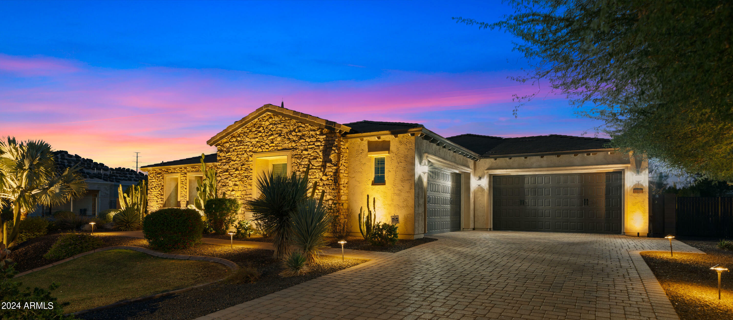 Property Photo:  4509 S Banning Drive  AZ 85297 