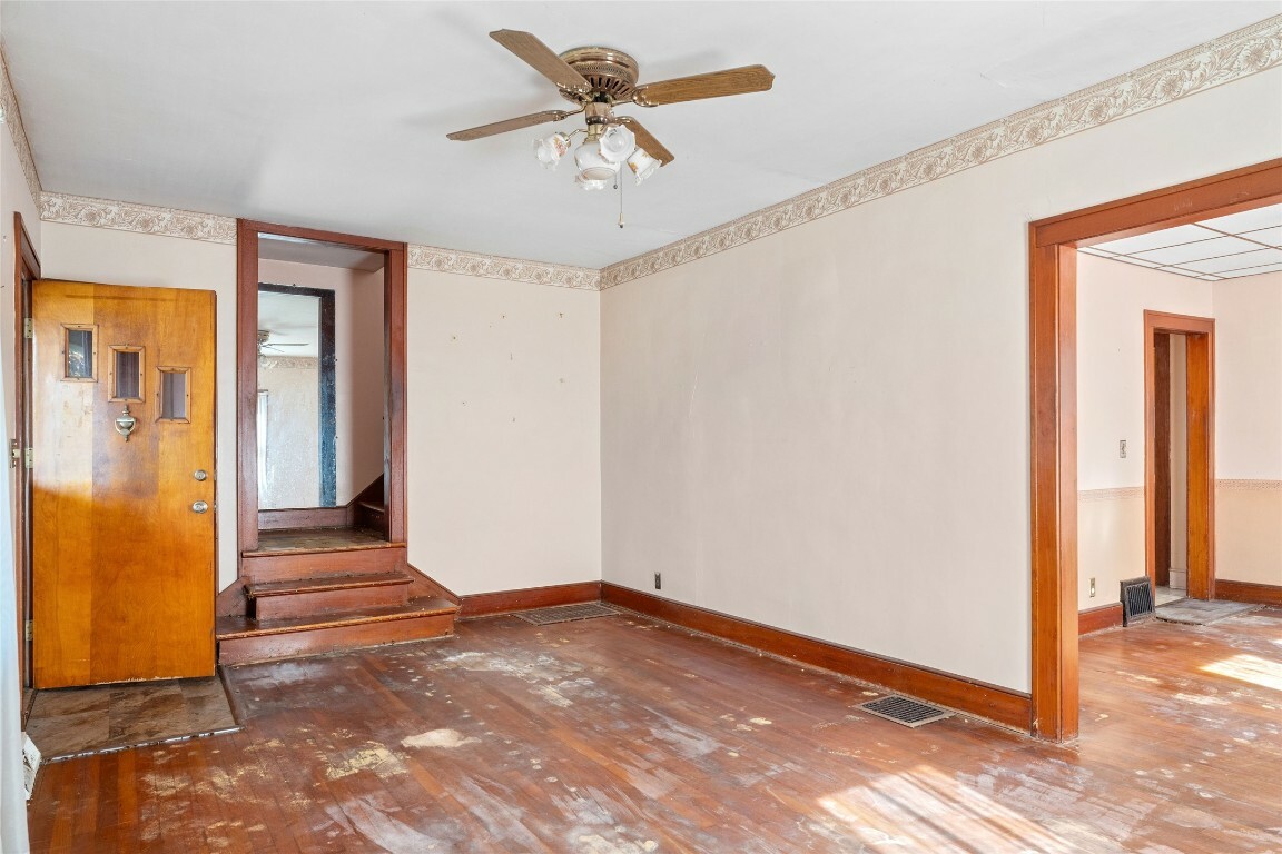 Property Photo:  10 Bigelow Street  NY 13904 