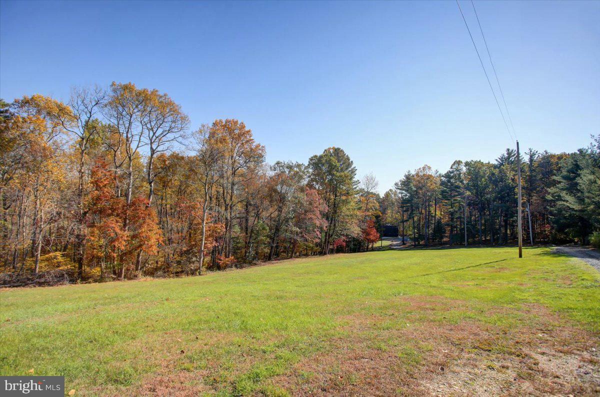 Property Photo:  202 Pebble Lane  PA 17307 