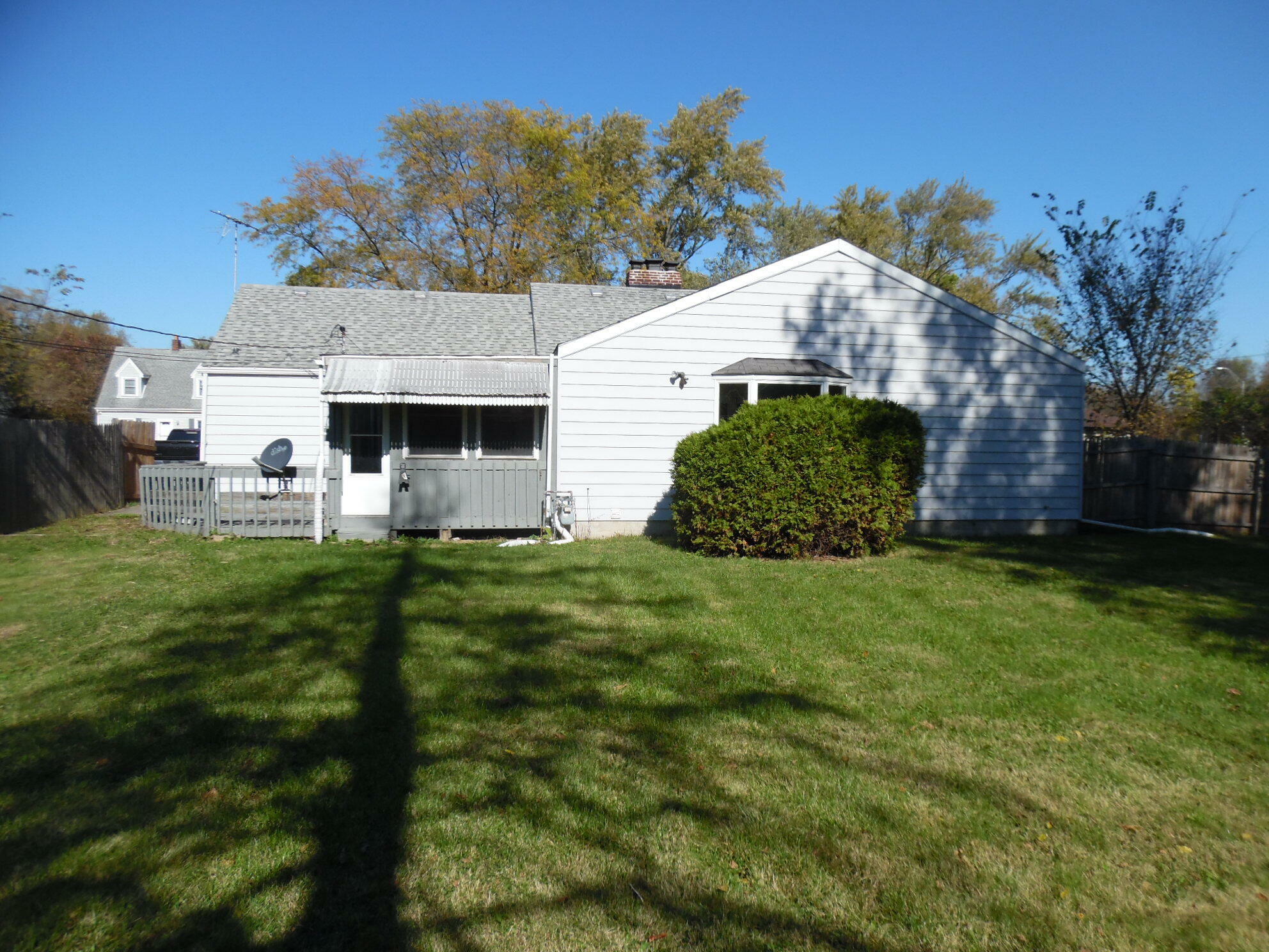 Property Photo:  817 W 63rd Avenue  IN 46410 