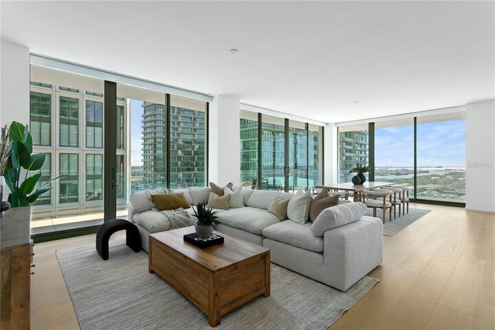 Property Photo:  1000 Water Street 1402  FL 33602 