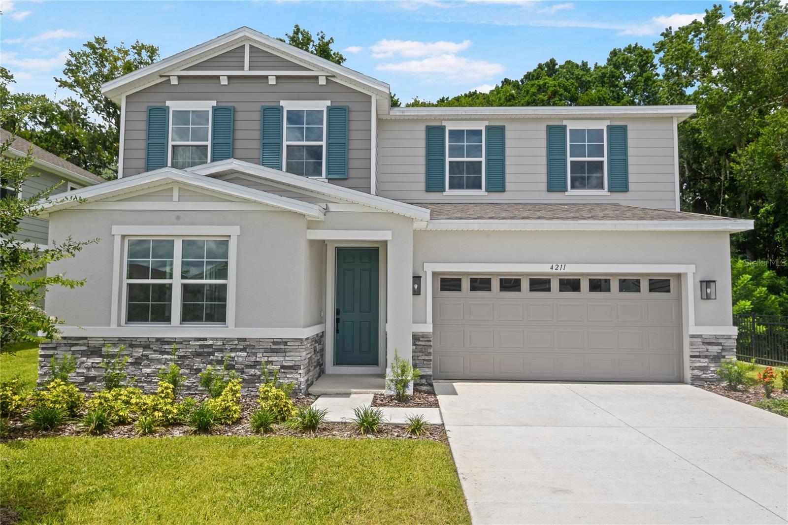 Property Photo: 4211 Sawtooth Court FL 32778