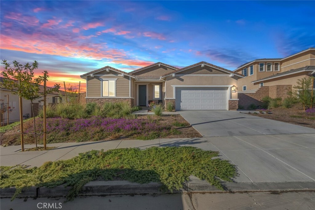 31751 Constellation Drive  Menifee CA 92586 photo