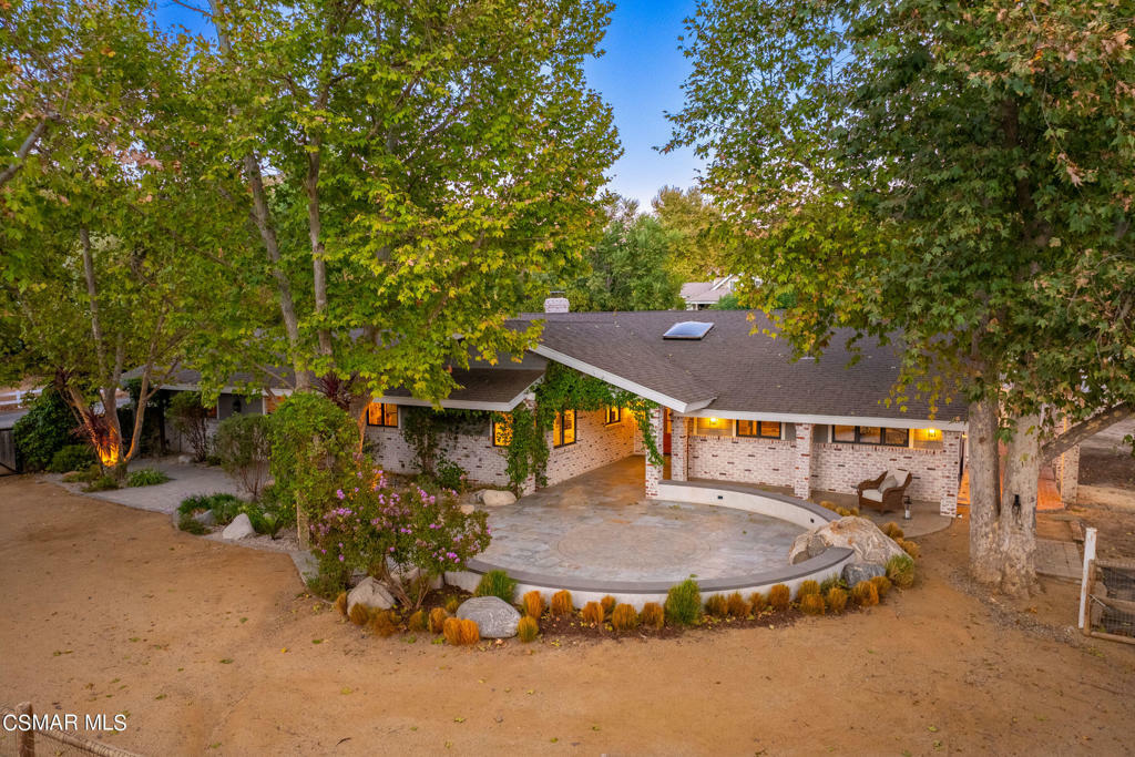 Property Photo:  6230 Chesebro Road  CA 91301 