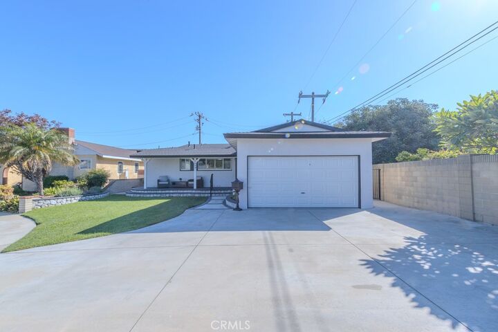 Property Photo:  5820 Spahn Avenue  CA 90713 