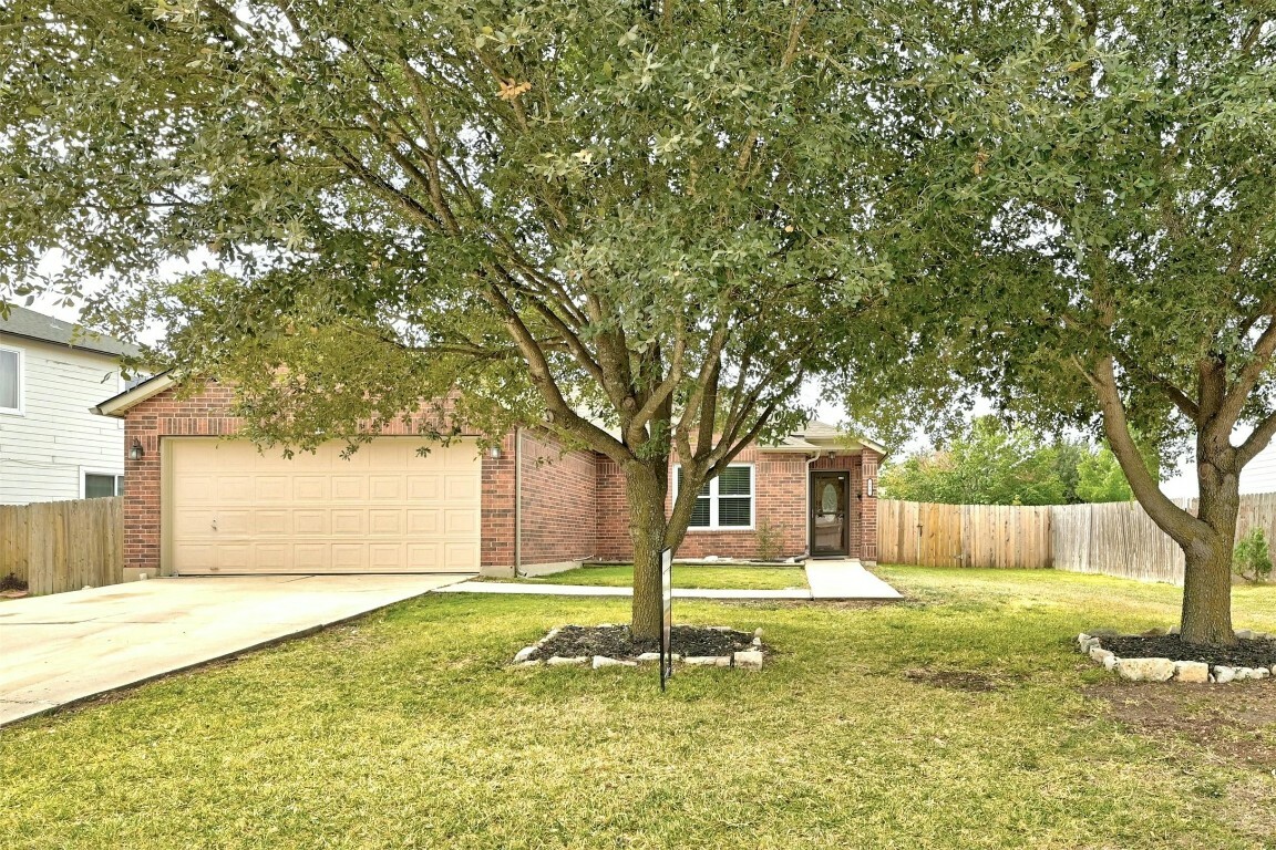 Property Photo:  870 New Bridge Drive  TX 78640 