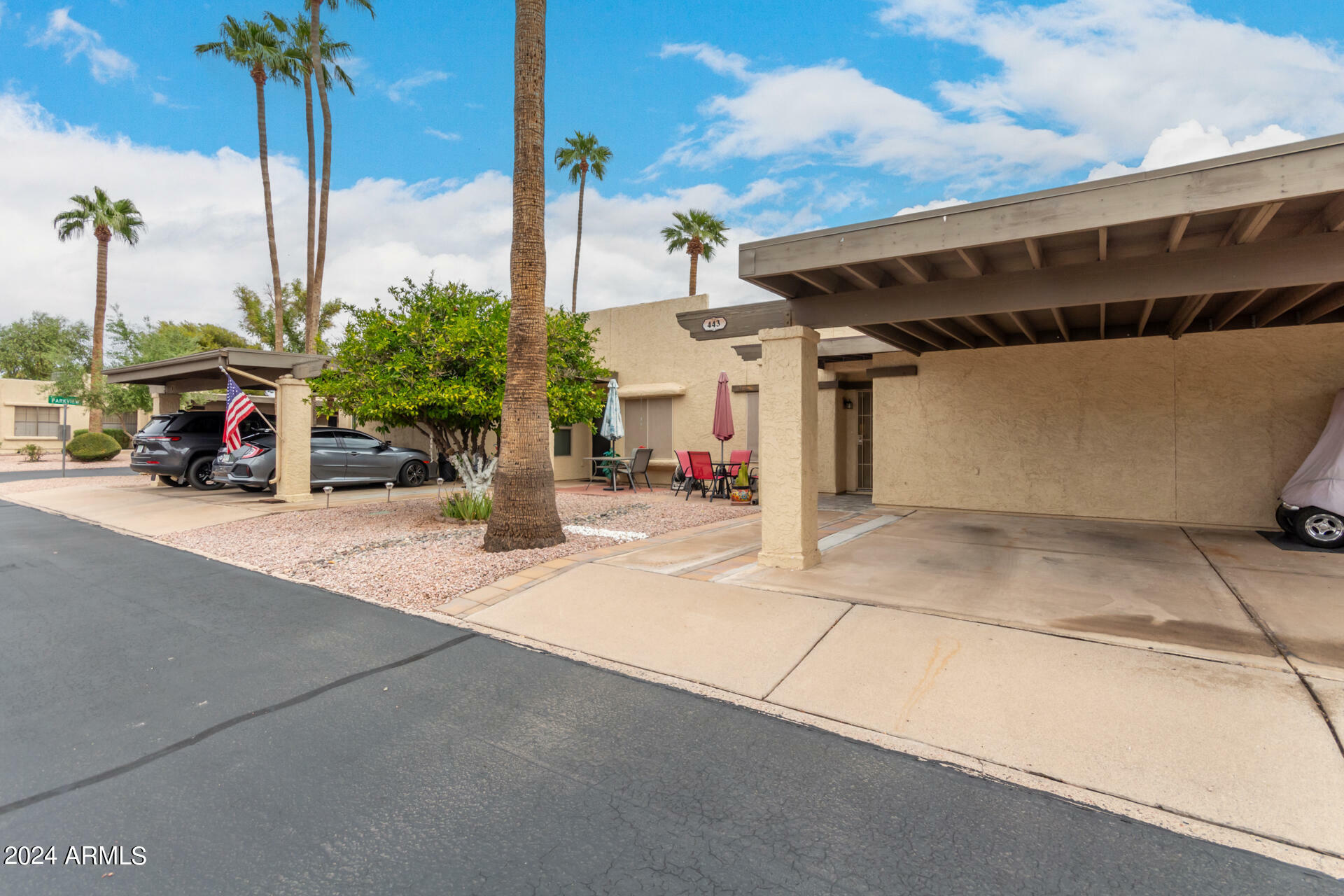 Property Photo:  443 S Boojum Way  AZ 85208 