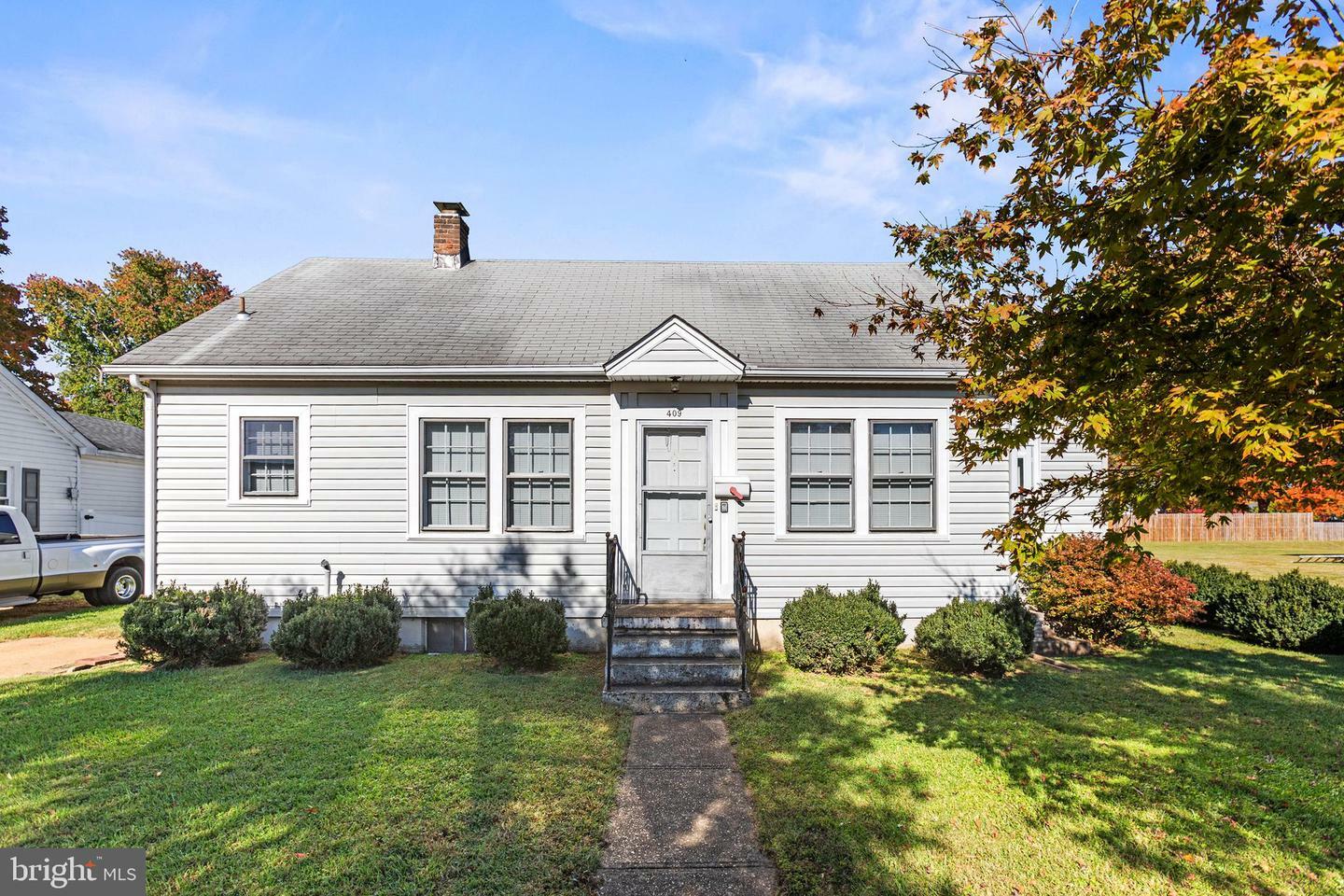 Property Photo:  409 Wallace Street  VA 22401 