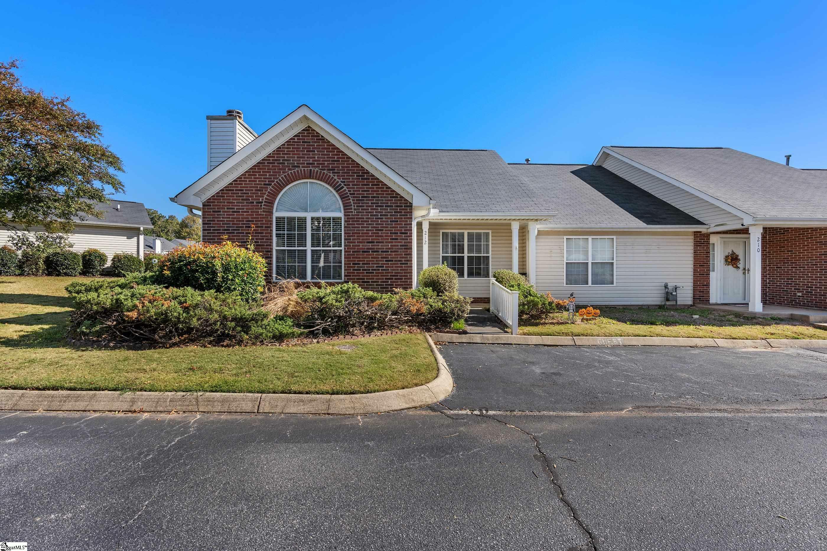 212 Woodruff Park Lane  Simpsonville SC 29681 photo