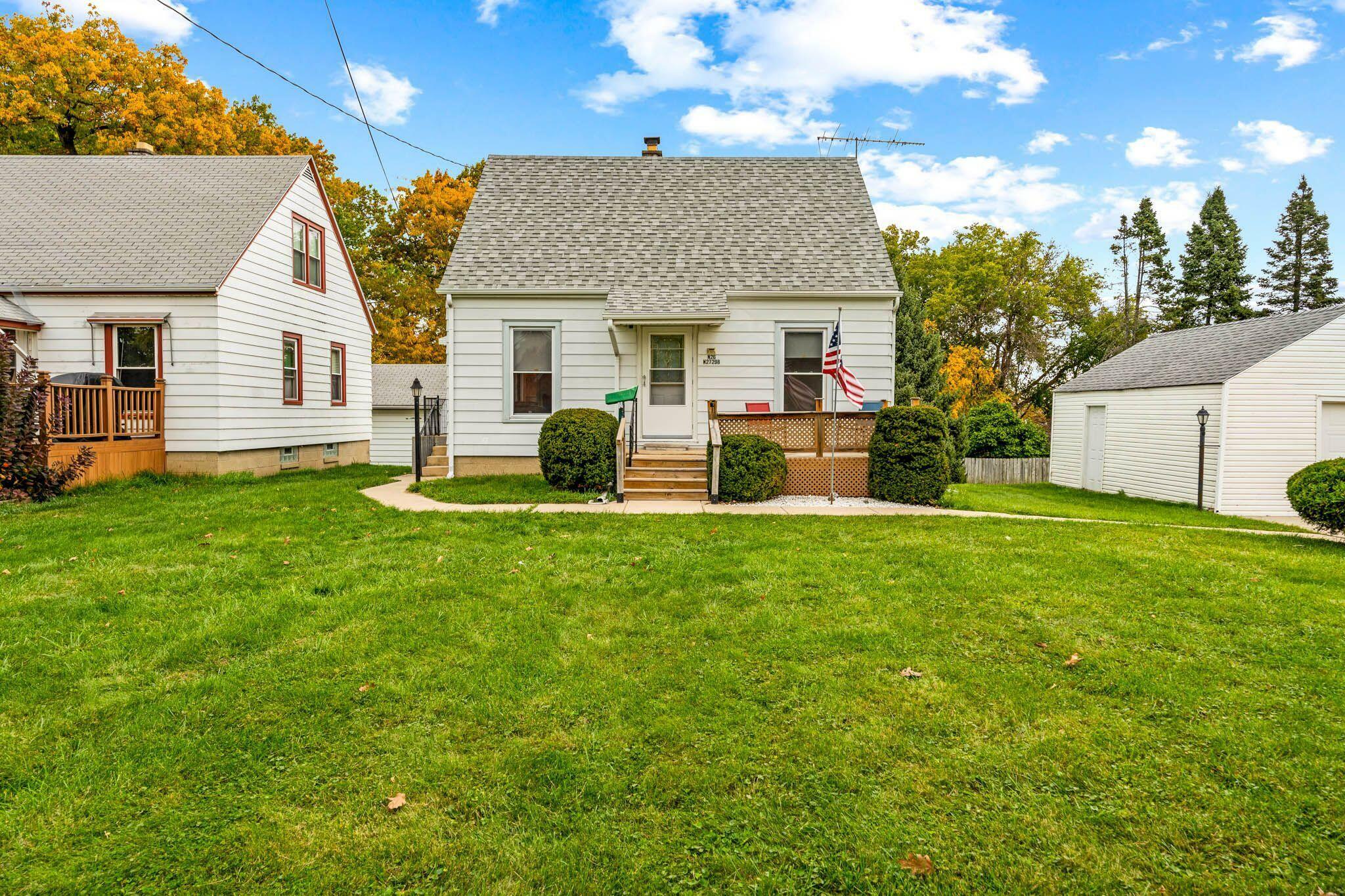 Property Photo:  N26w27298 Prospect Ave  WI 53072 