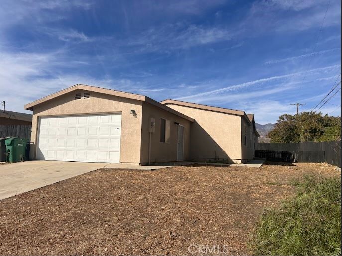 Property Photo: 1189 E George Street CA 92220