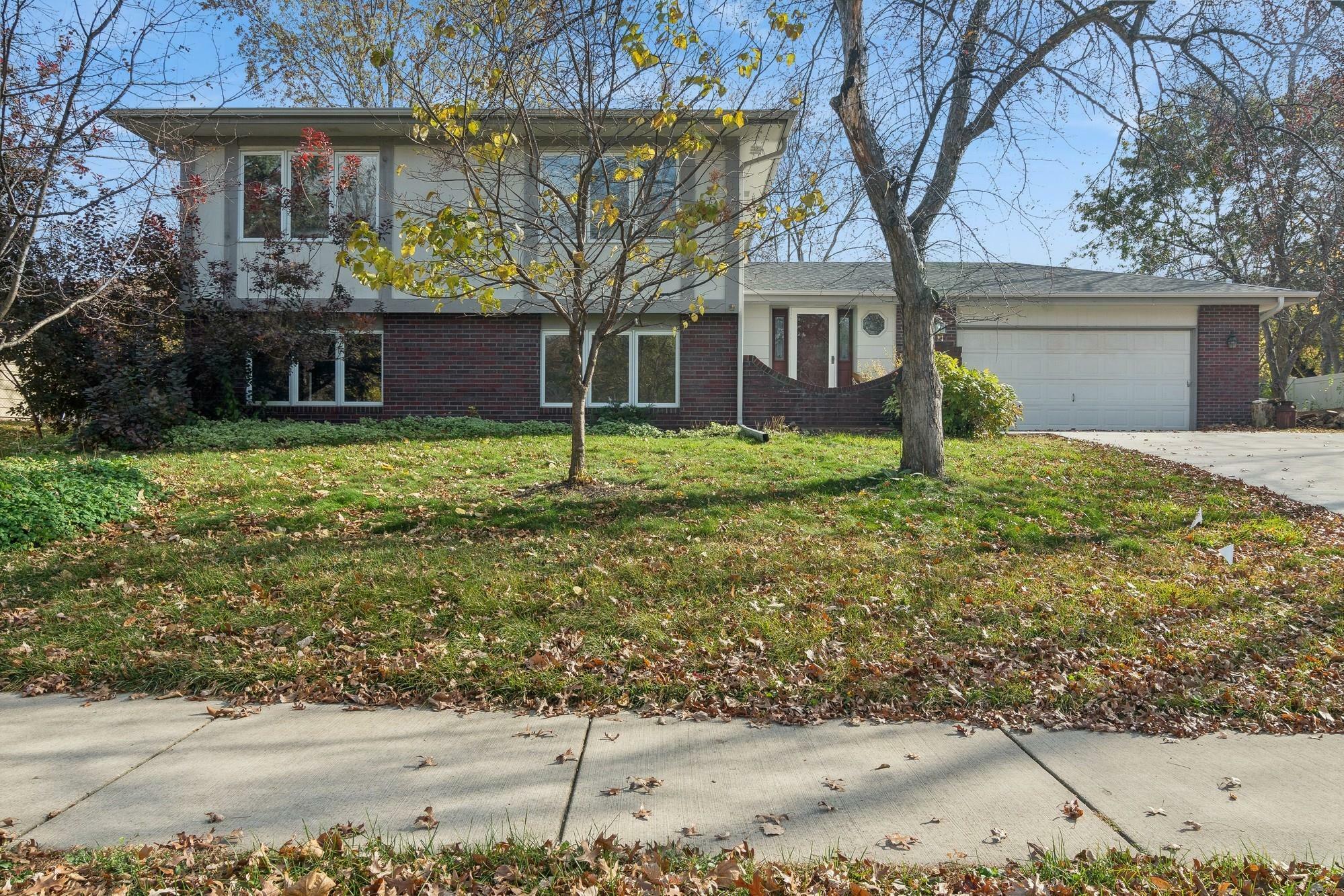 Property Photo:  158 Chaparral Drive  MN 55124 