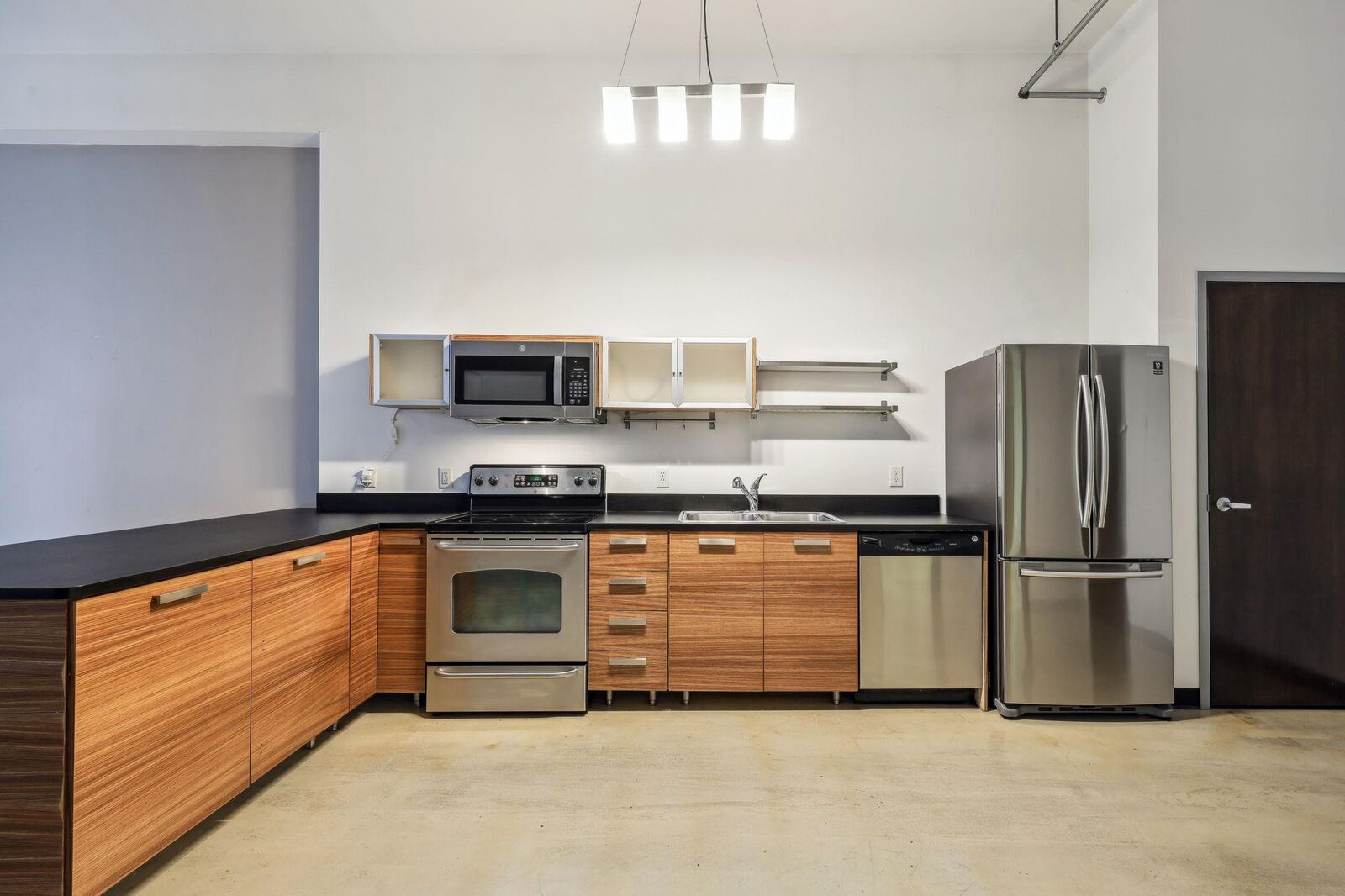 Property Photo:  350 Saint Peter Street 417  MN 55102 