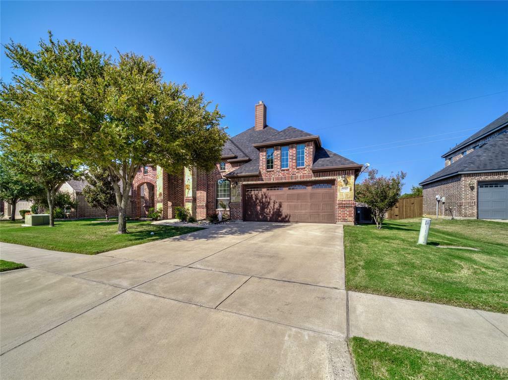 Property Photo:  1144 Sapphire Lane  TX 76058 