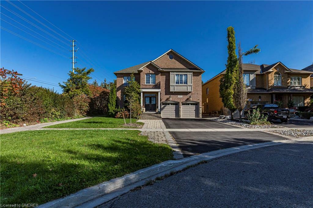 Photo de la propriété:  2472 Upper Valley Crescent  ON L6H 7P2 