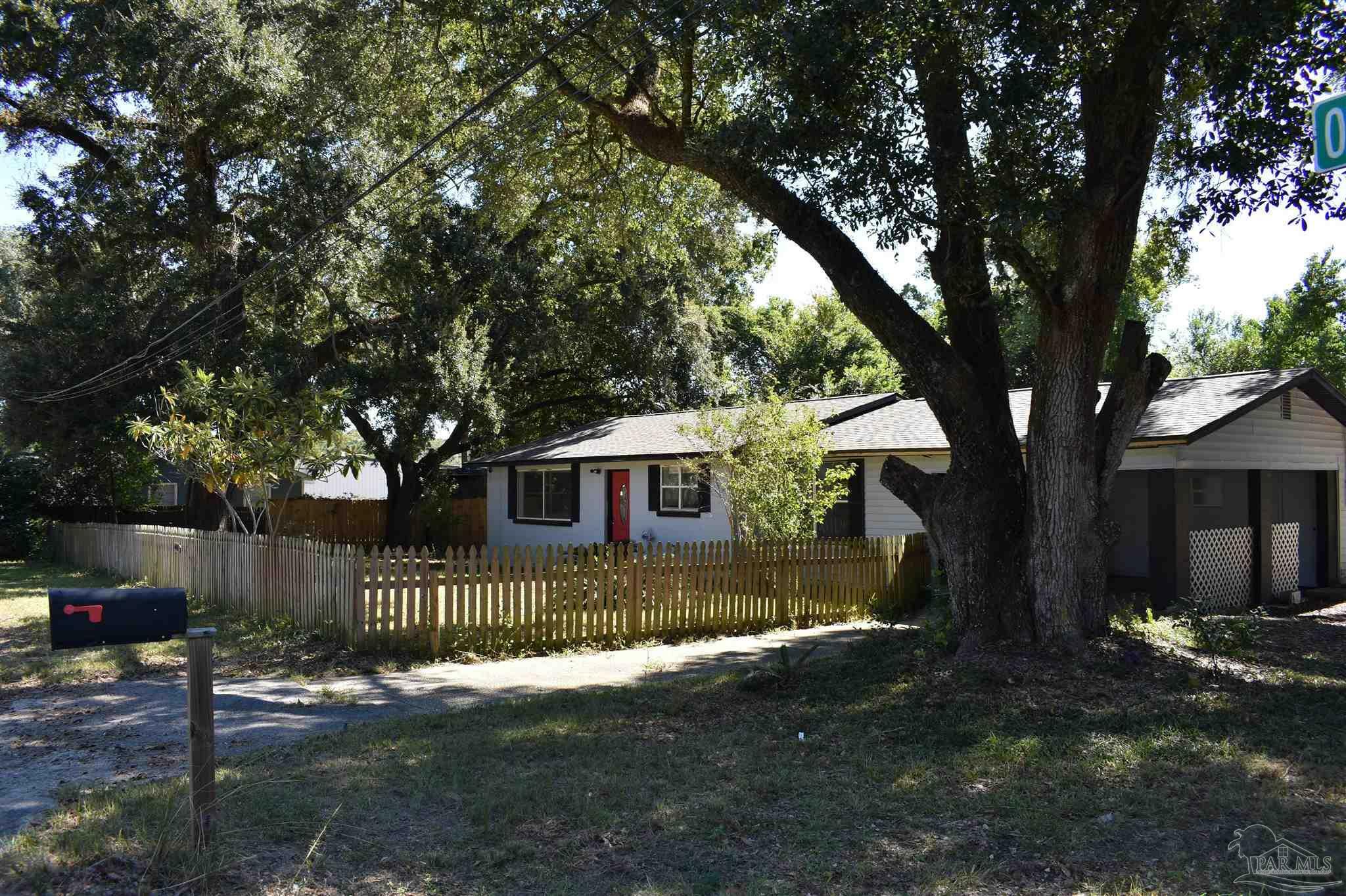 Property Photo:  441 Okaloosa Ave  FL 32503 