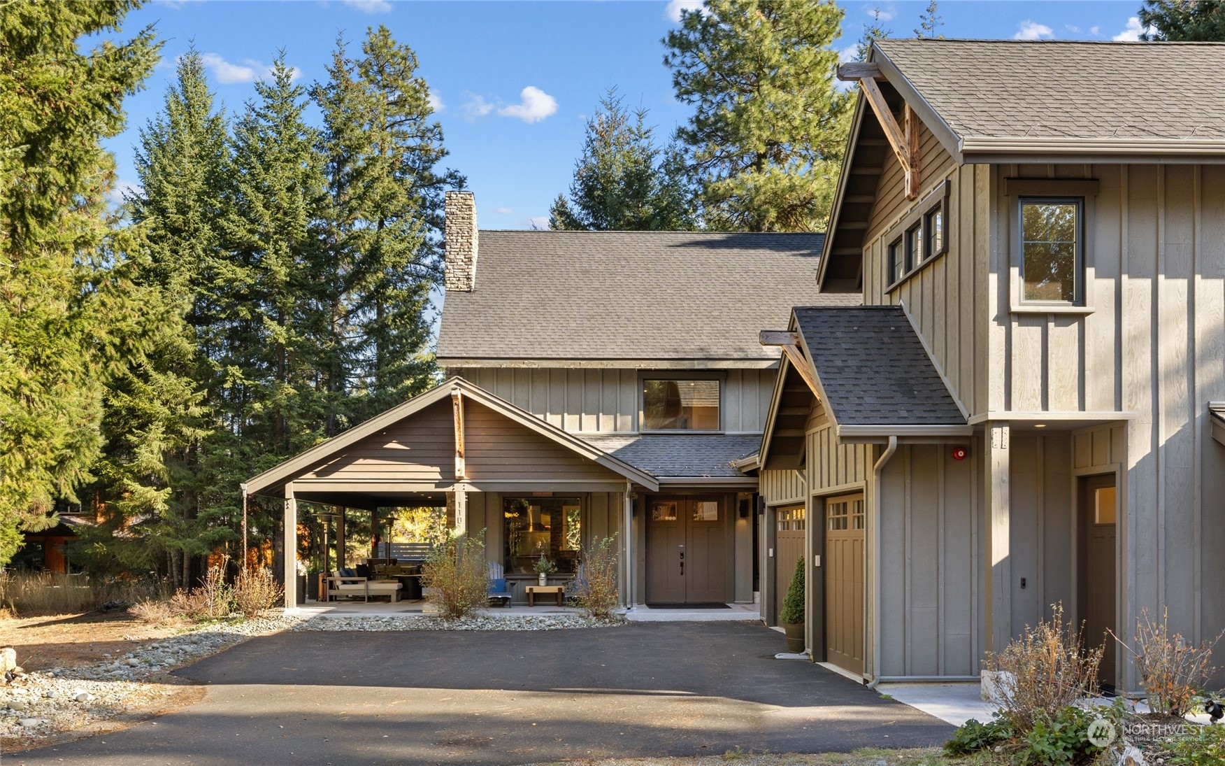 Property Photo: 110 Spirea Court WA 98922