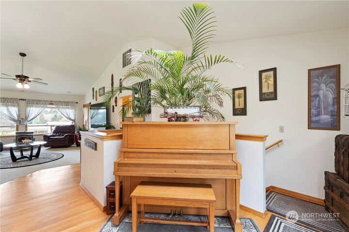 Property Photo: 14110 Glenwood Road SW WA 98367