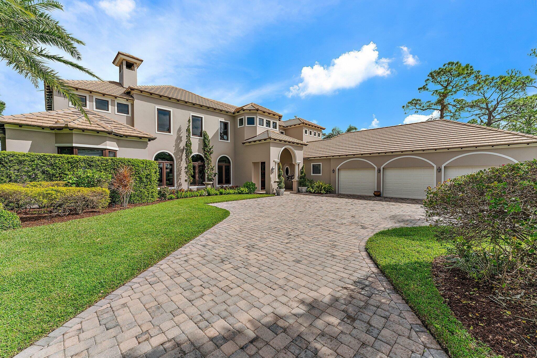 Property Photo:  2506 NW Hollyberry Lane  FL 34990 