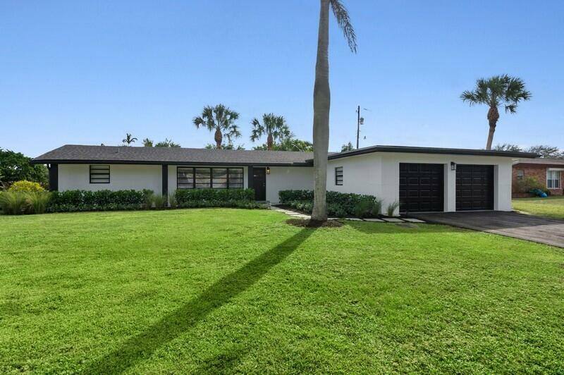 Property Photo:  3598 NE 5th Avenue  FL 33431 