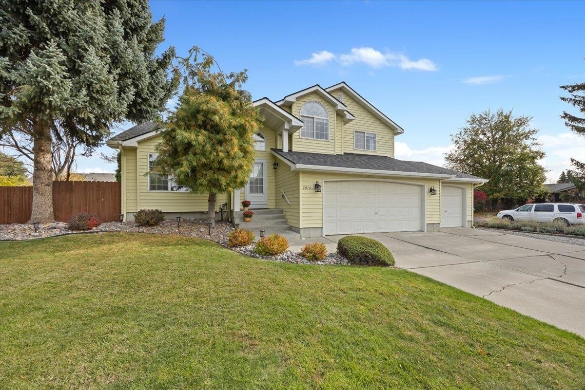 7610 N F St  Spokane WA 99208 photo