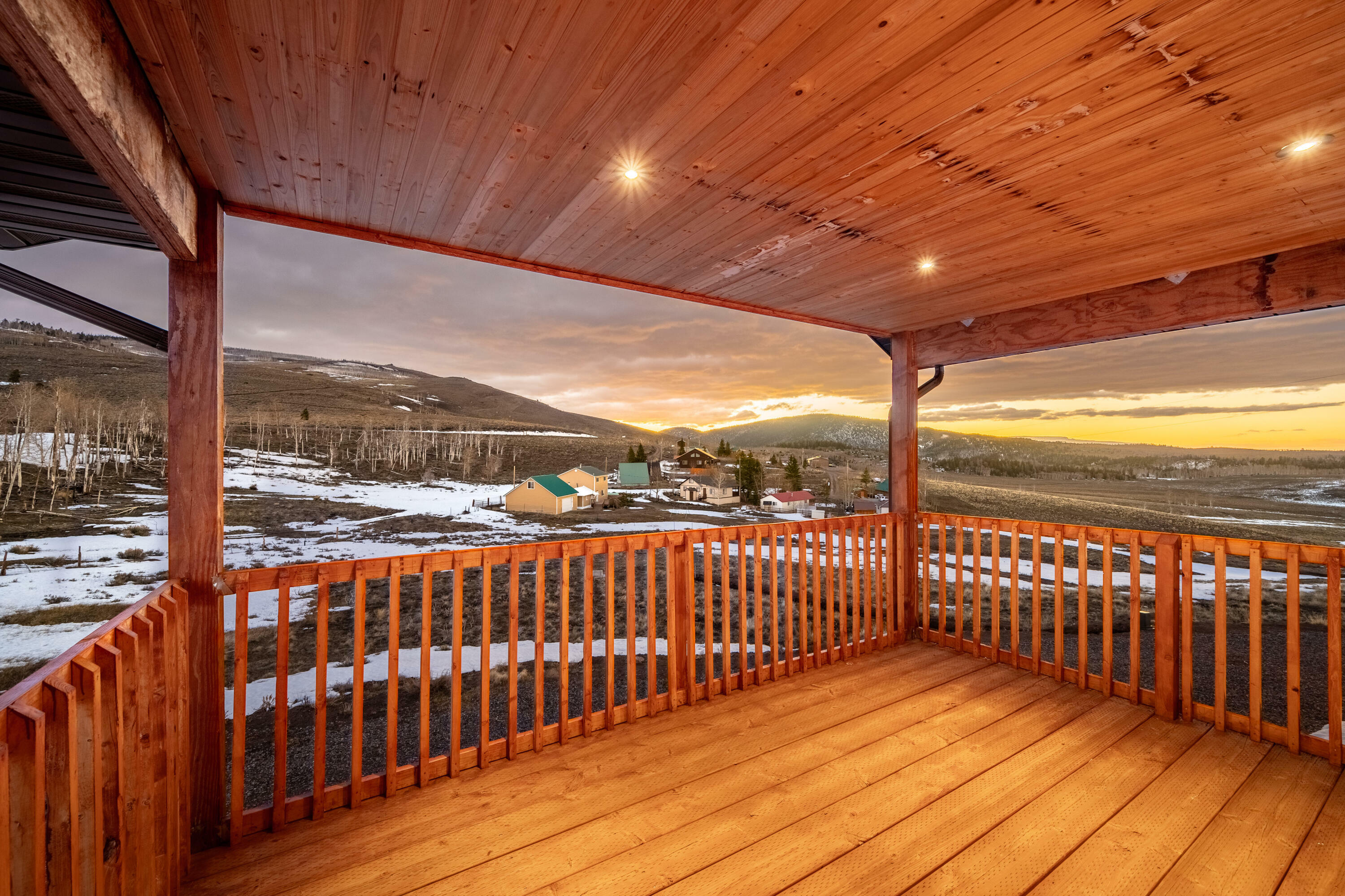 Property Photo: 2033 S Sleepy Sage Ln UT 84711
