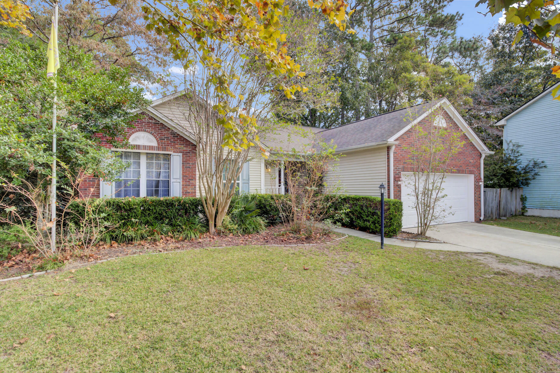 Property Photo:  100 Kingsbridge Drive  SC 29445 