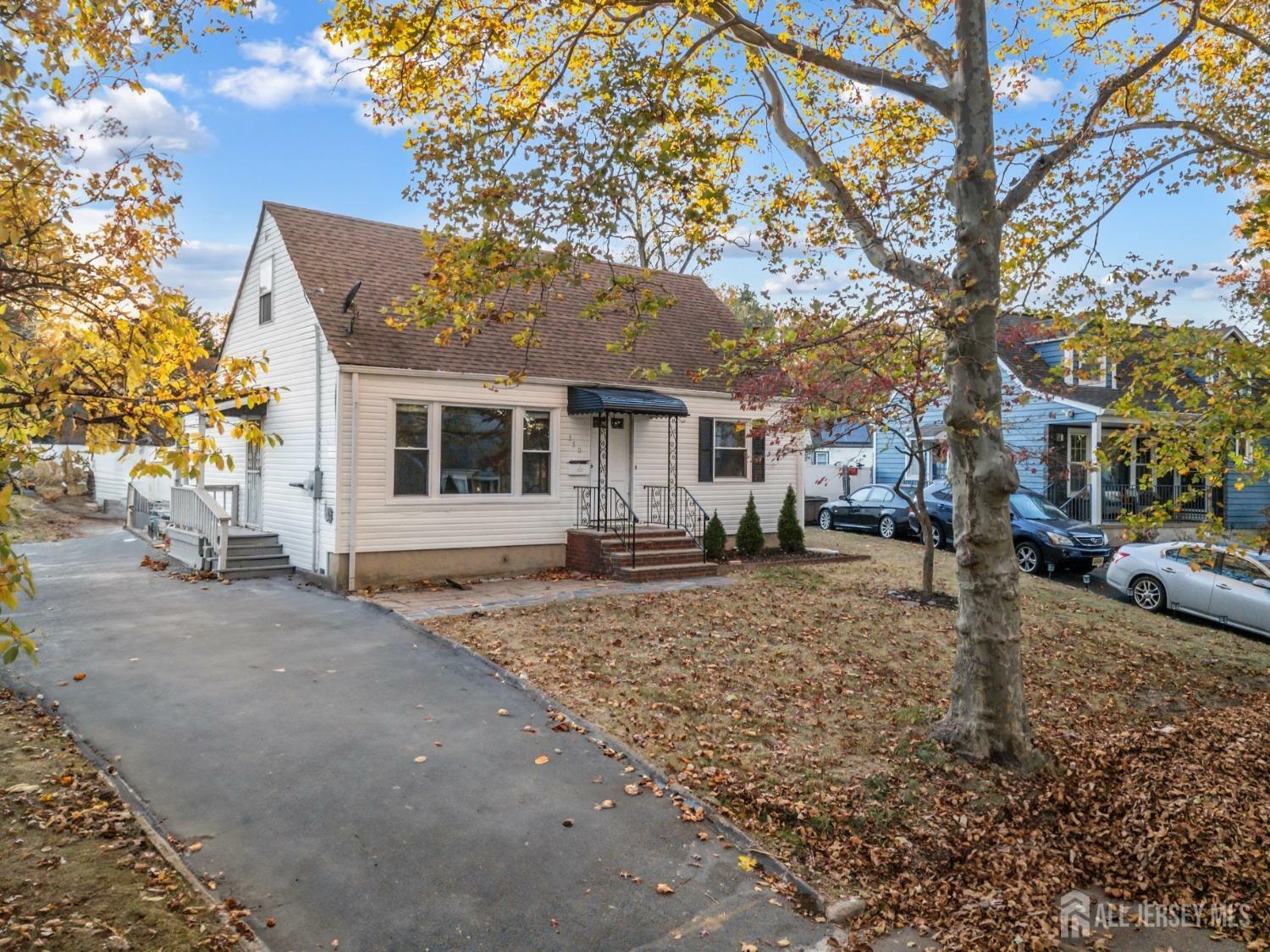 Property Photo:  550 Albermarle Street  NJ 07065 