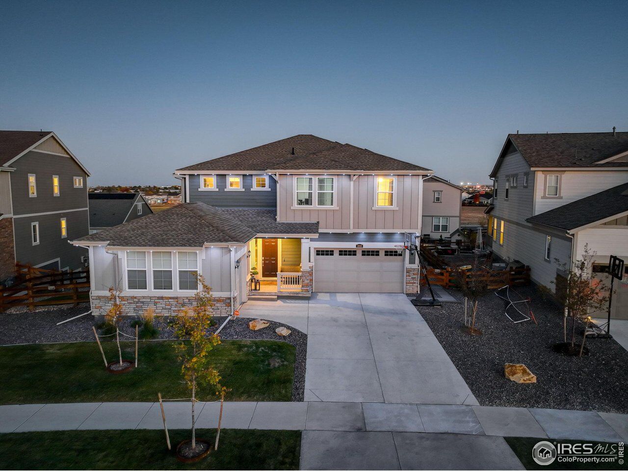 Property Photo:  1808 Marlowe Cir E  CO 80516 