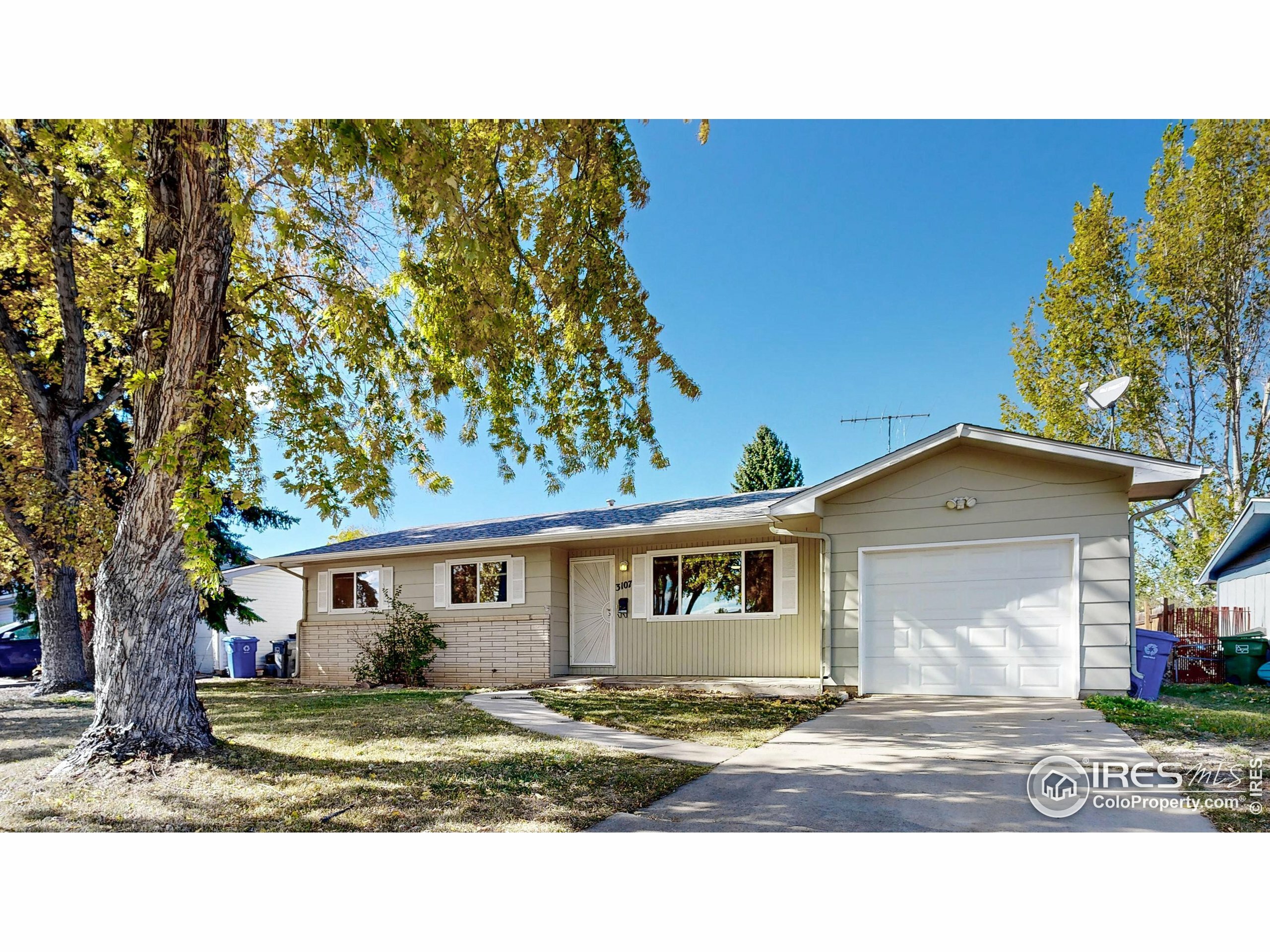 Property Photo:  3107 Butternut Dr  CO 80538 