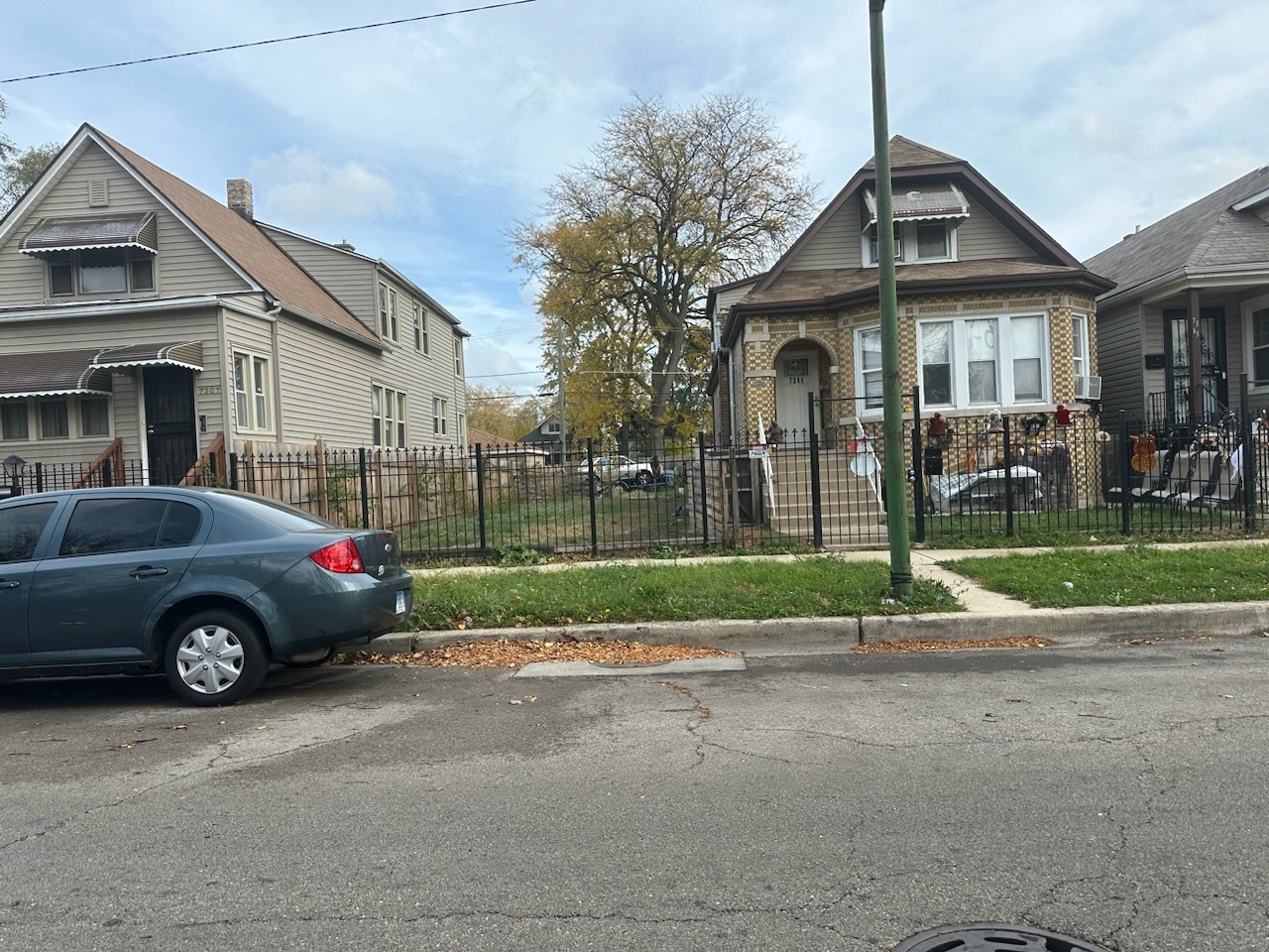 7309 S Hermitage Avenue  Chicago IL 60636 photo