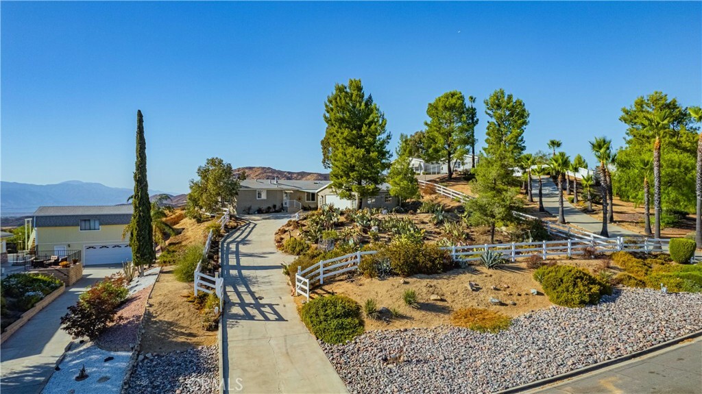 34097 Harrow Hill Road  Wildomar CA 92595 photo