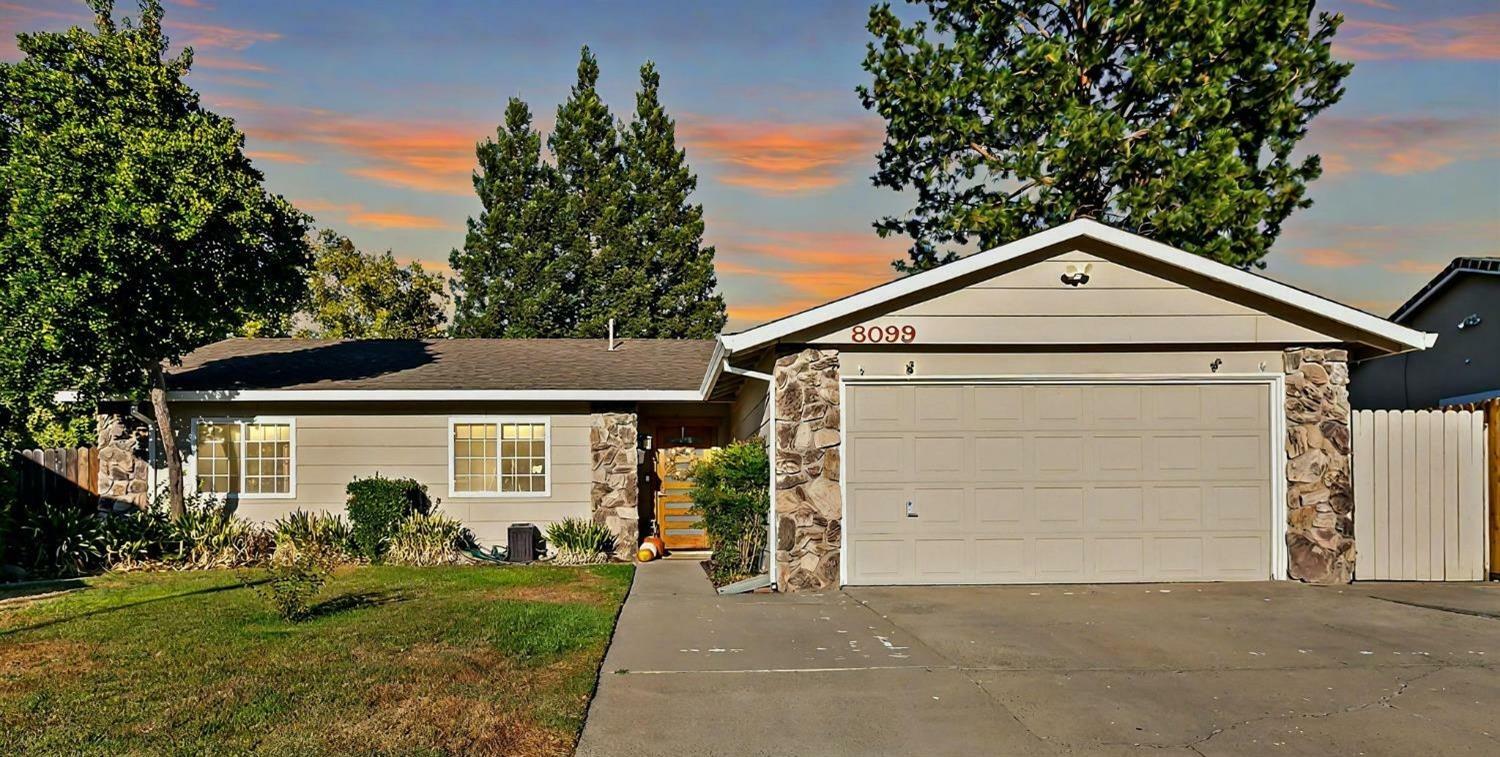 Property Photo:  8099 Ruthwood Way  CA 95662 