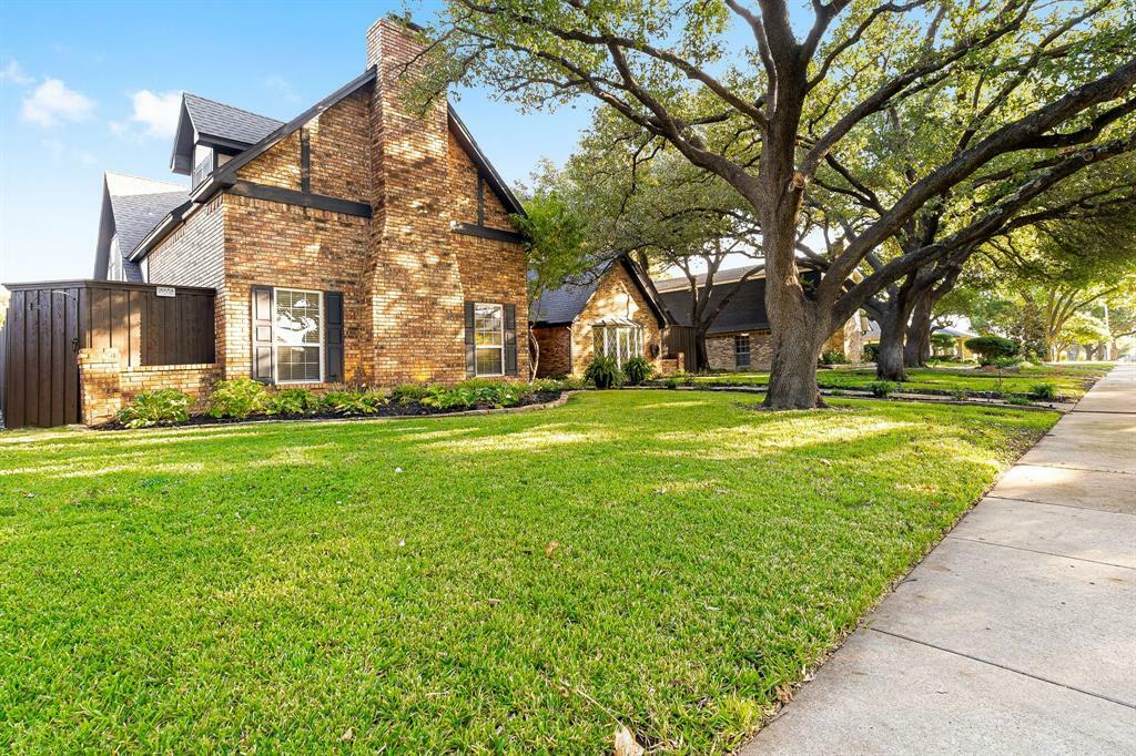 Property Photo:  2809 W Aspen Court  TX 75075 