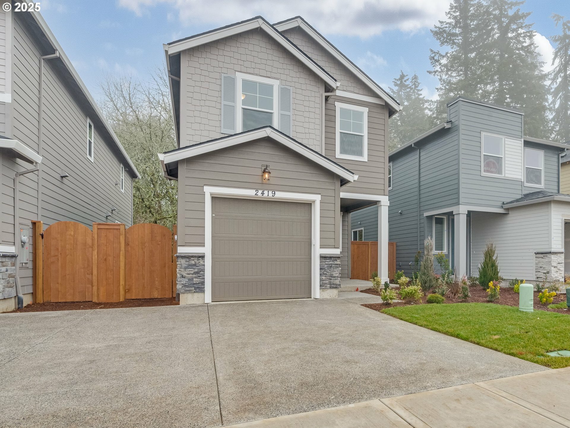 Property Photo:  2419 SW 5th Pl  WA 98604 