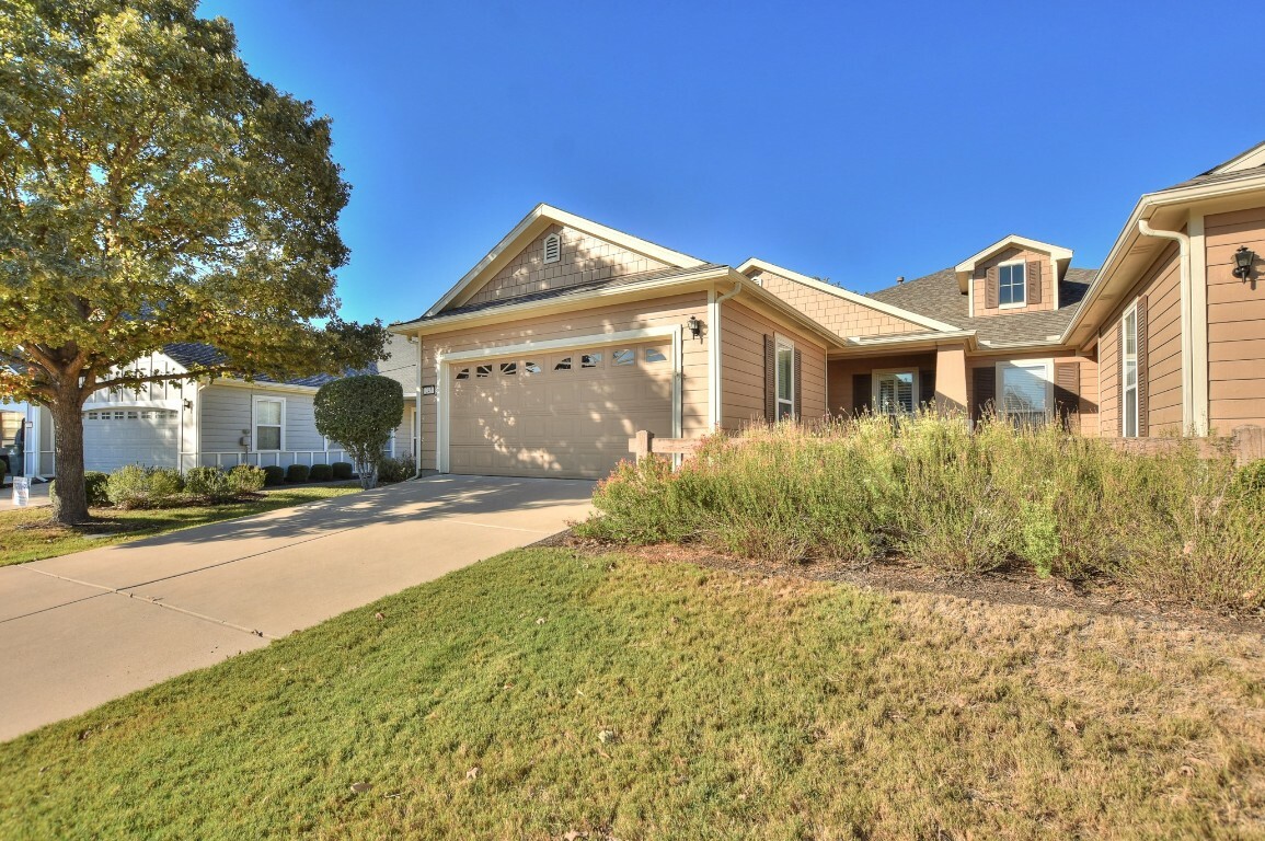 Property Photo:  245 Bonham Loop  TX 78633 