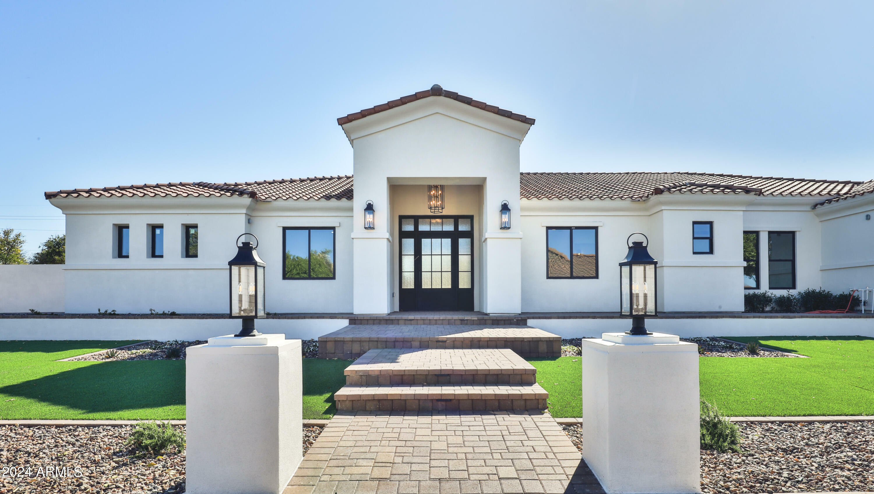 Property Photo: 2041 N Orchard -- AZ 85213