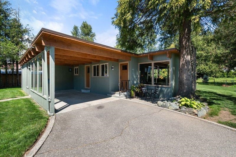 Property Photo:  41475 No. 5 Road  BC V2R 5J7 