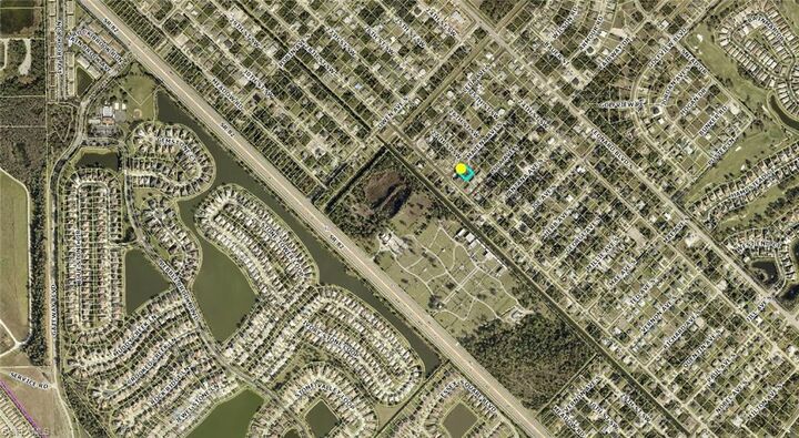 Property Photo: 2701-2703 Matena Ave S FL 33973